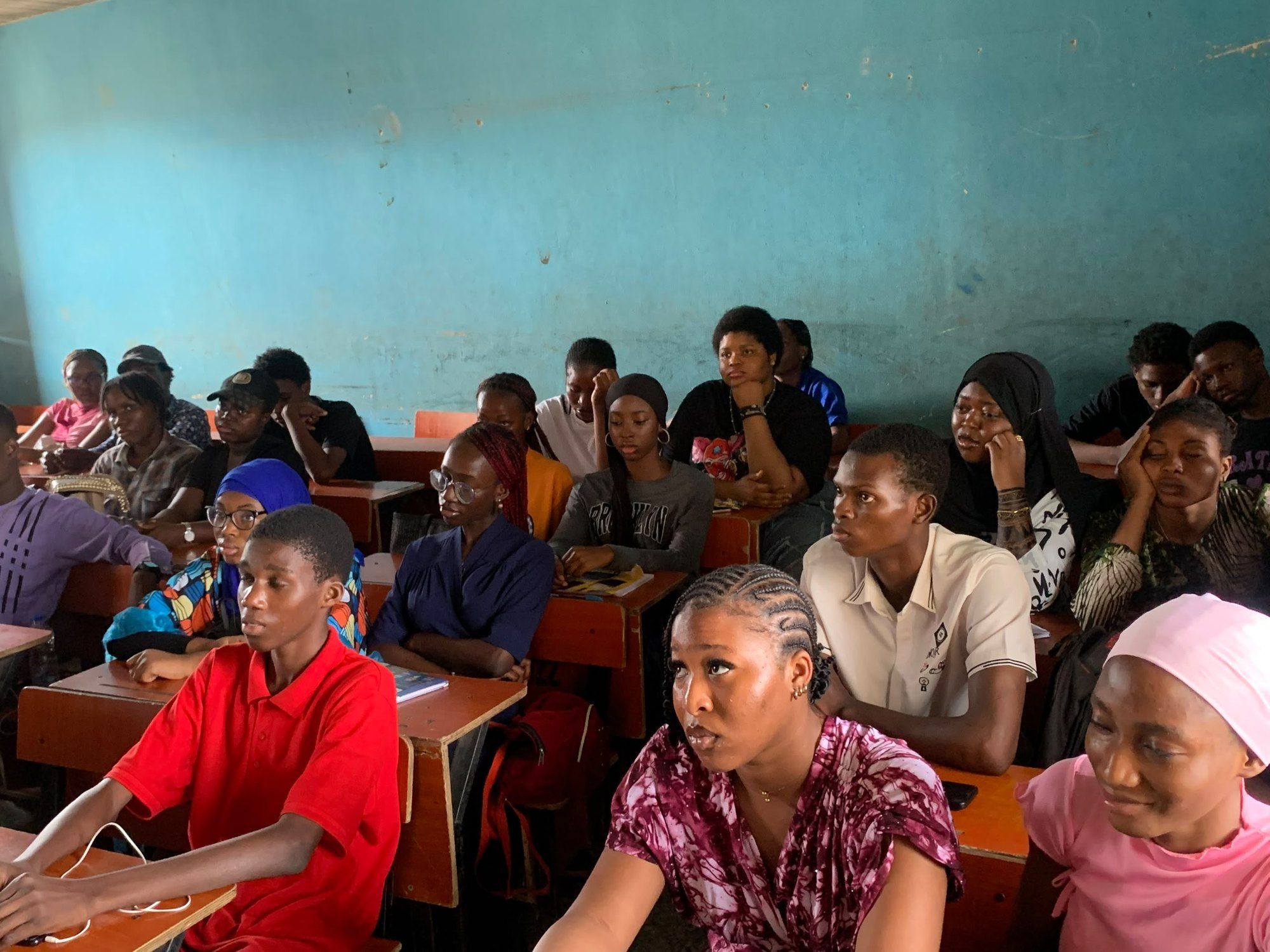 Students listening closely in a BIA JUPEB classroom
